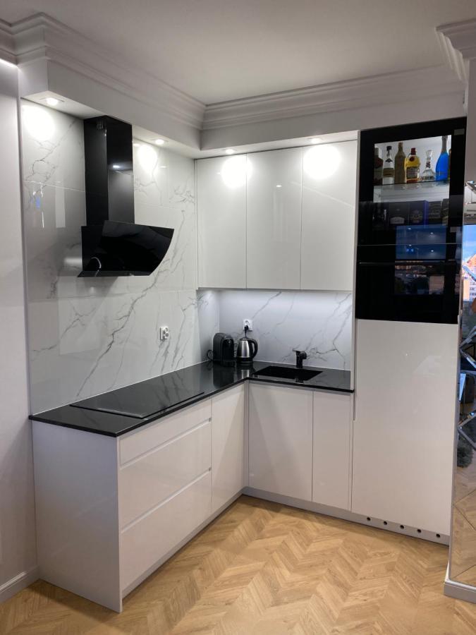 Apartamenty Jagiellonskie Jurowiecka 15 Бялисток Екстериор снимка
