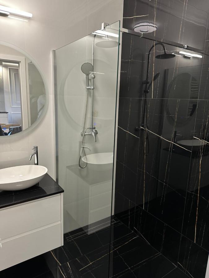 Apartamenty Jagiellonskie Jurowiecka 15 Бялисток Екстериор снимка